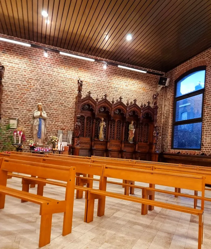 Église catholique Notre-Dame-de-Lourdes à Tourcoing
