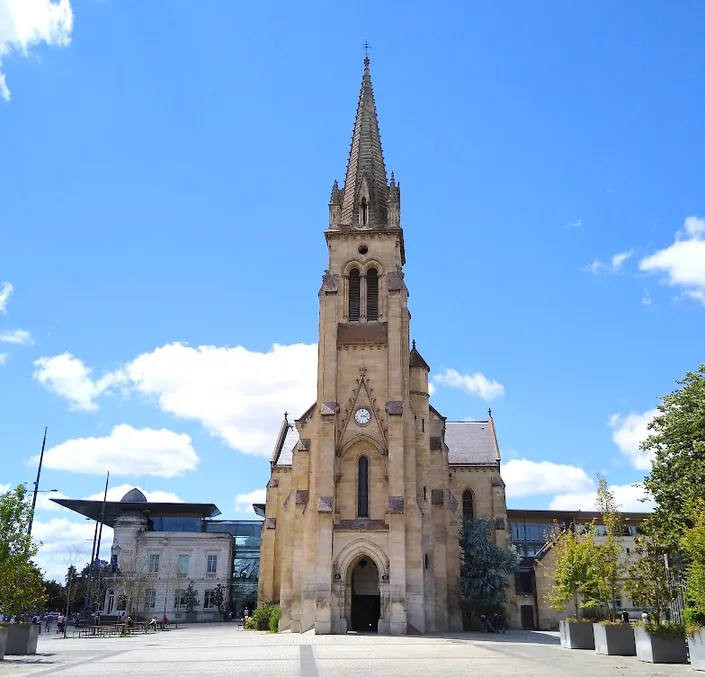 Église catholique Saint Vincent à Mérignac