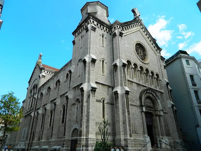 Église Notre-Dame de Bon Voyage de Cannes (Messe dominicale 10H30)