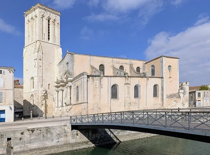 Église Saint-Sauveur de La Rochelle
