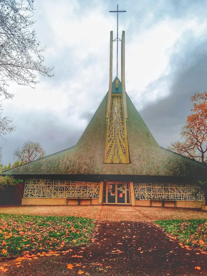 Église Sainte Bernadette – Paroisse Sainte Famille de Pau